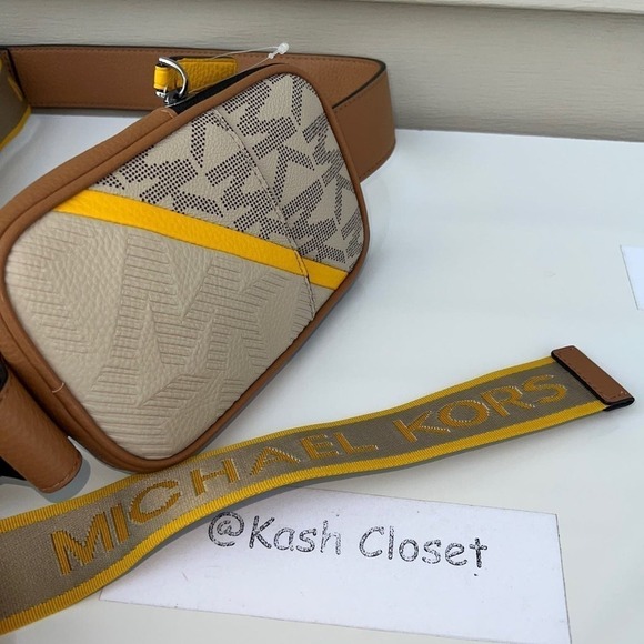 Michael Kors Cooper Crossbody Bag Logo Smartphone MK Signature Holster Chino - Picture 4 of 9